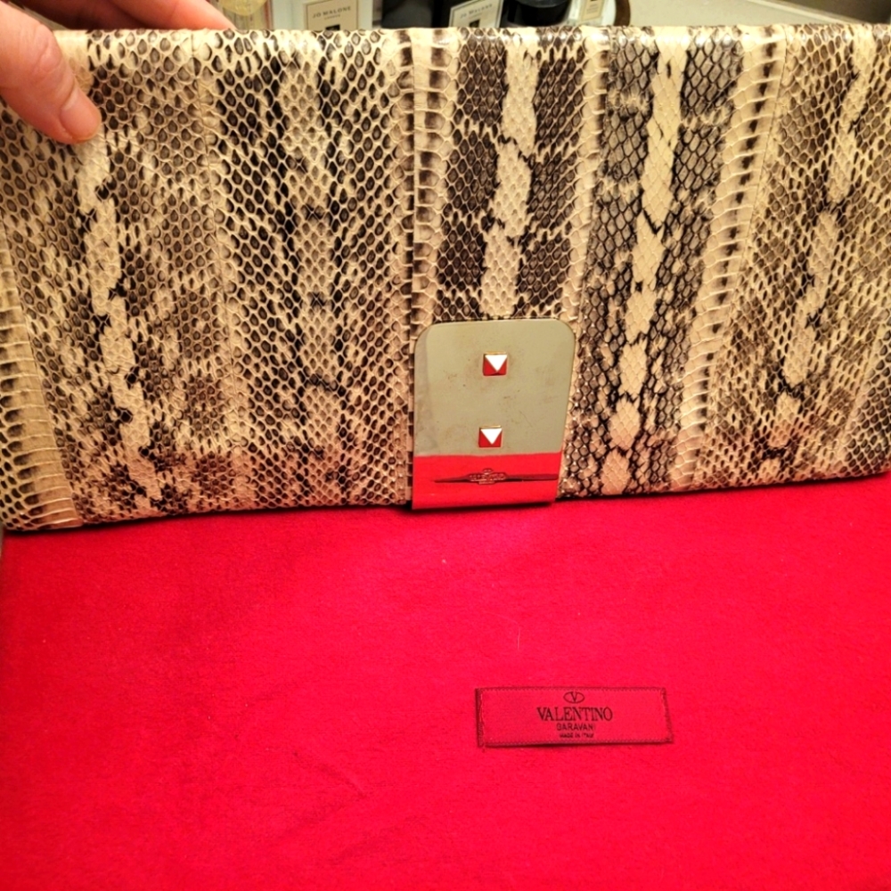Valentino clutch, Rockstud clutch, leather clutch